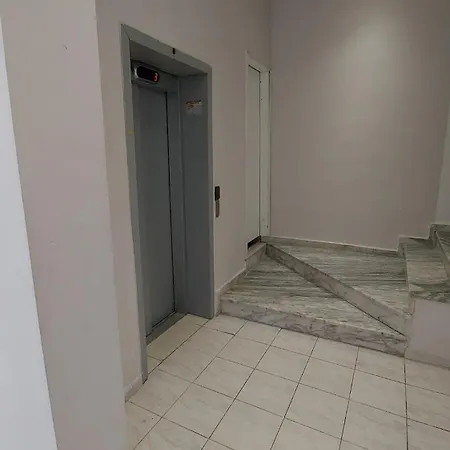 Eli's * Durrës